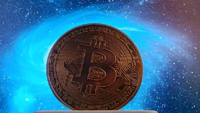Криптокосмическая программа: кто и зачем запустил биткоин на околоземную орбиту